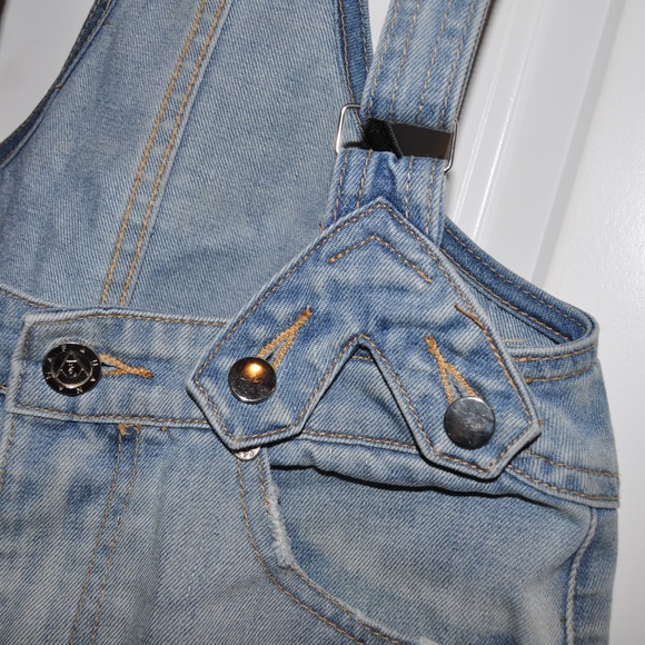 Nasty Gal UNIF Penny Denim Suspender Shorts [D9] - Picture 5 of 8